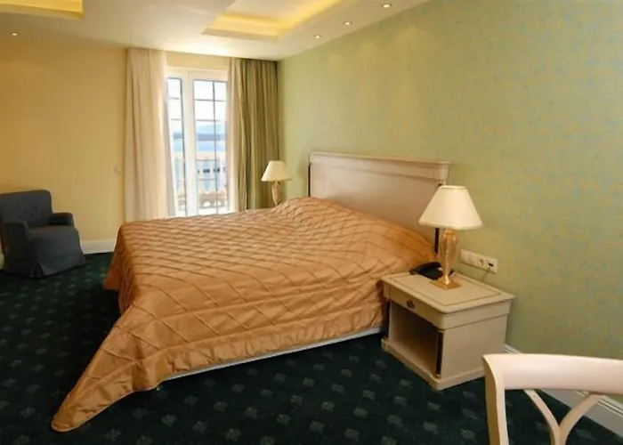 Отель Nafsika Palace Delphi-itea 4*